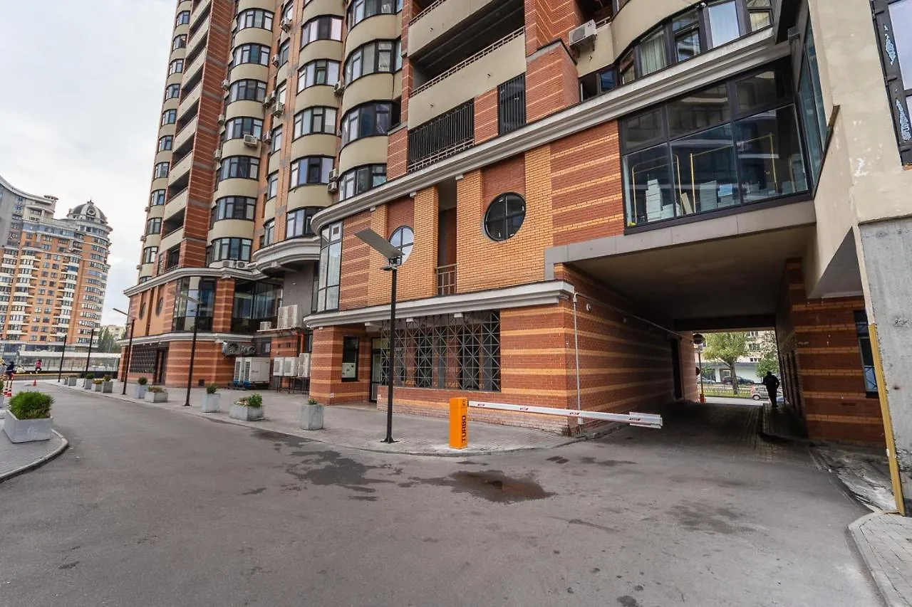 New Building Near Arena City Lesi Ukrainky 7A Kyiv Apartment