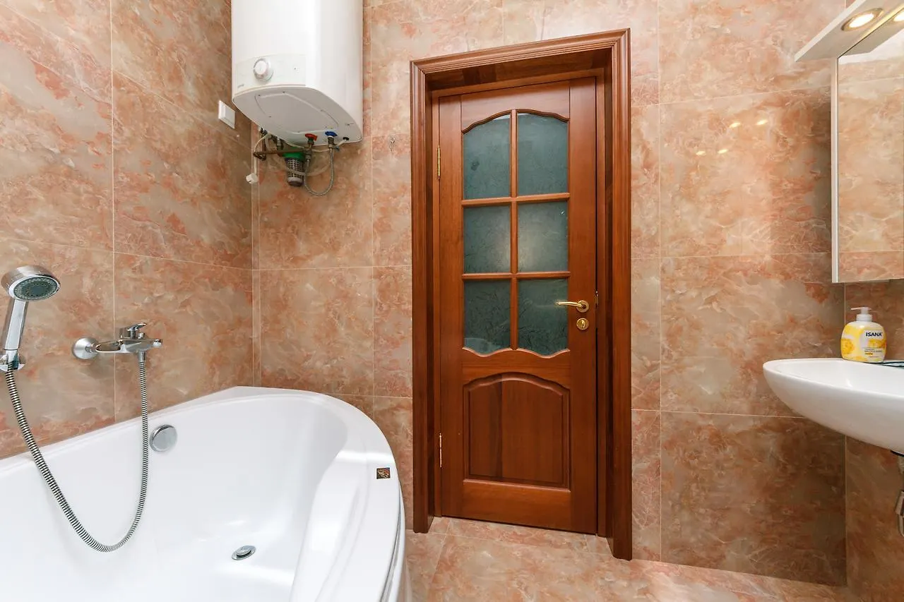 דירה קייב New Building Near Arena City Lesi Ukrainky 7A